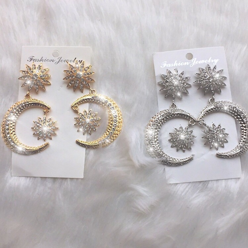 Star & moon earrings ✨